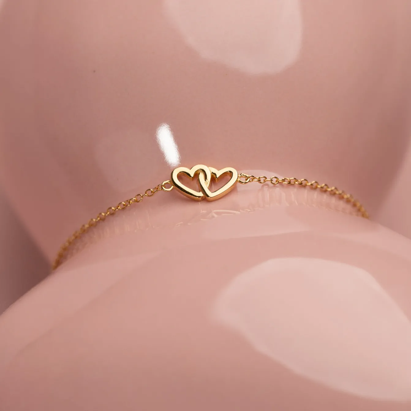 ADORA GOLDEN BRACELET