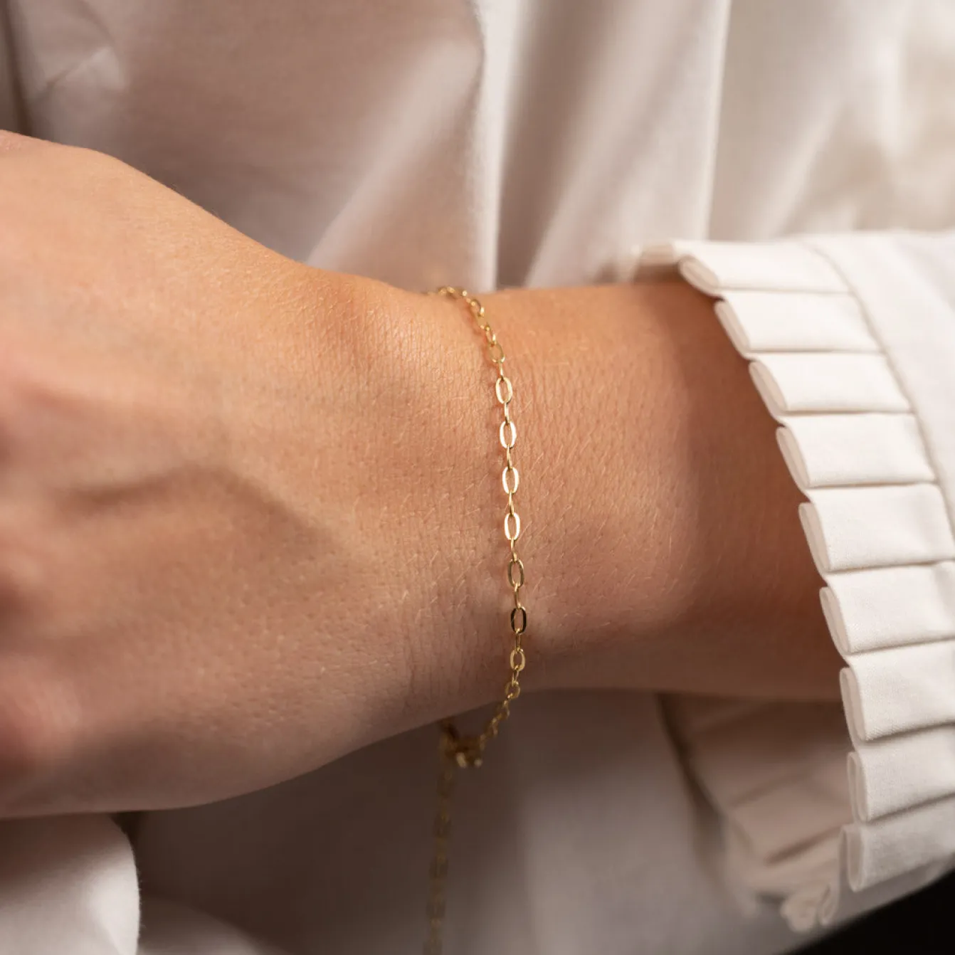 ALMA SMALL LINK GOLDEN BRACELET - Sisi Copenhagen