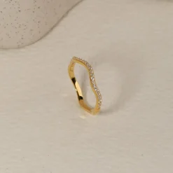 GAIA CRYSTAL GOLDEN RING
