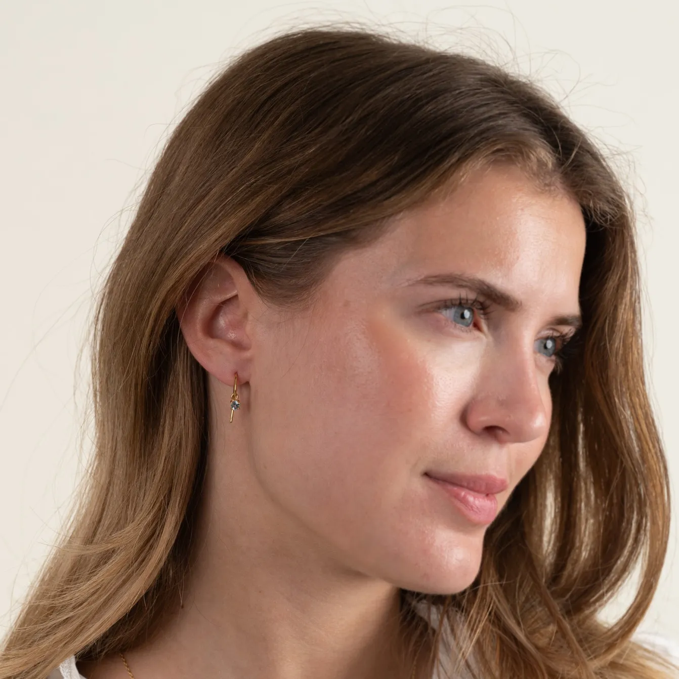 GEMMA BLUE TOPAZ GOLDEN HOOK EARRING - Sisi Copenhagen