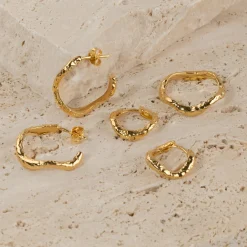 MAIA GOLDEN CREOL EARRING