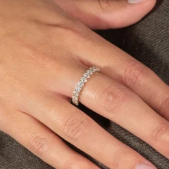 OVAL-CUT HALF-ALLIANCE DIAMOND RING - 1.0ct - YG